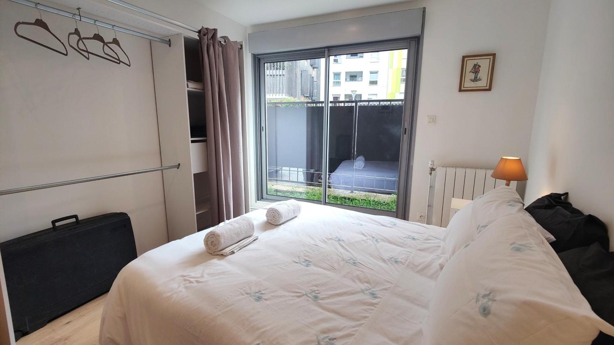 Ferienwohnung L'Ecrin Parisien - Proche Metro -Direct Paris - 4 Personnes Romainville Exterior foto