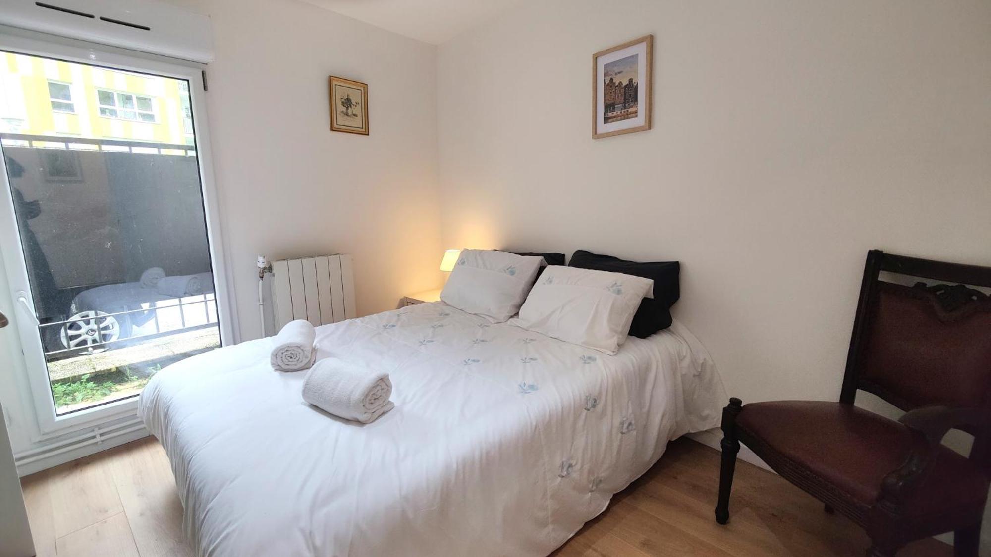 Ferienwohnung L'Ecrin Parisien - Proche Metro -Direct Paris - 4 Personnes Romainville Exterior foto